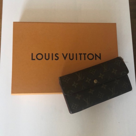 💵 Louis Vuitton wallet